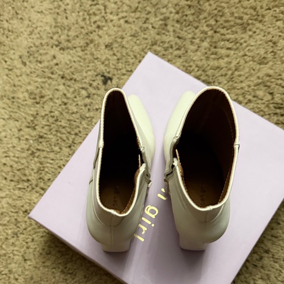 Madden Girl Lavender Shoe - Picture 5 of 6